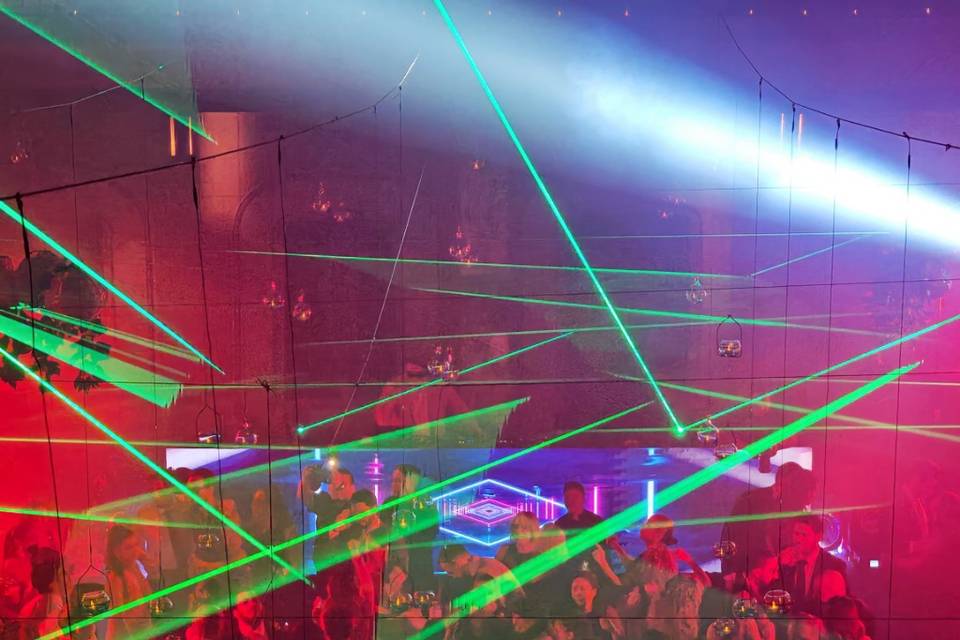 Show laser Wedding