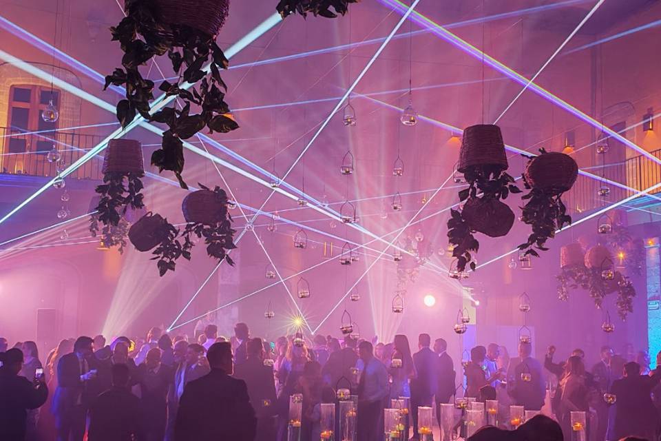 Show laser Wedding