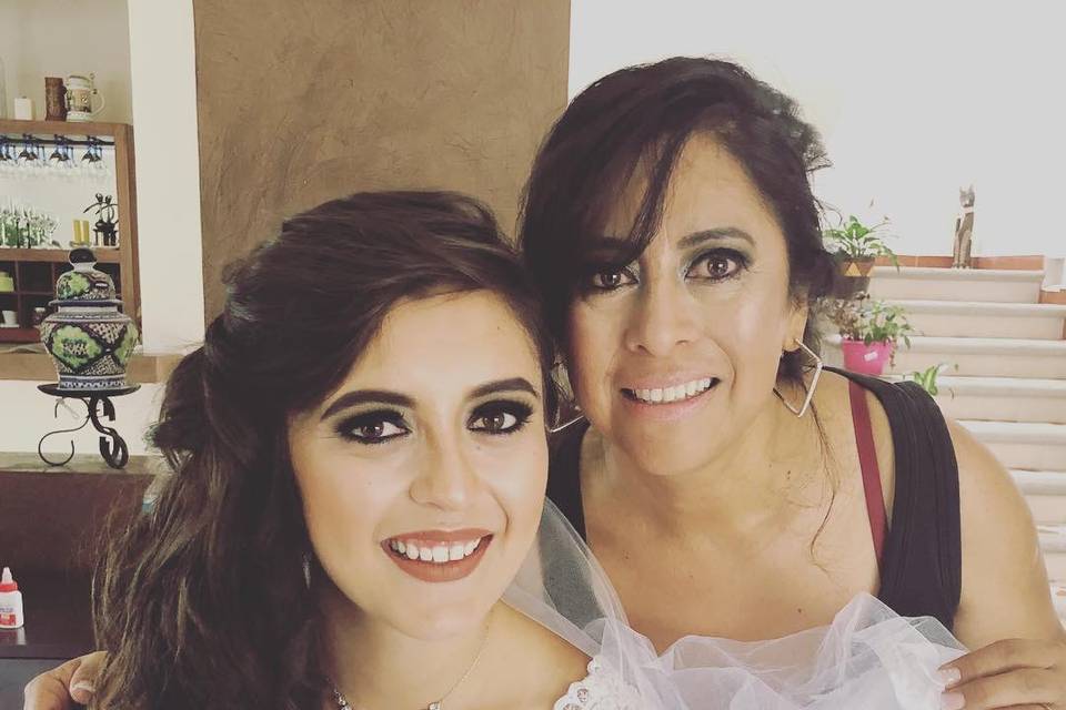 Maquillaje mamá e hija