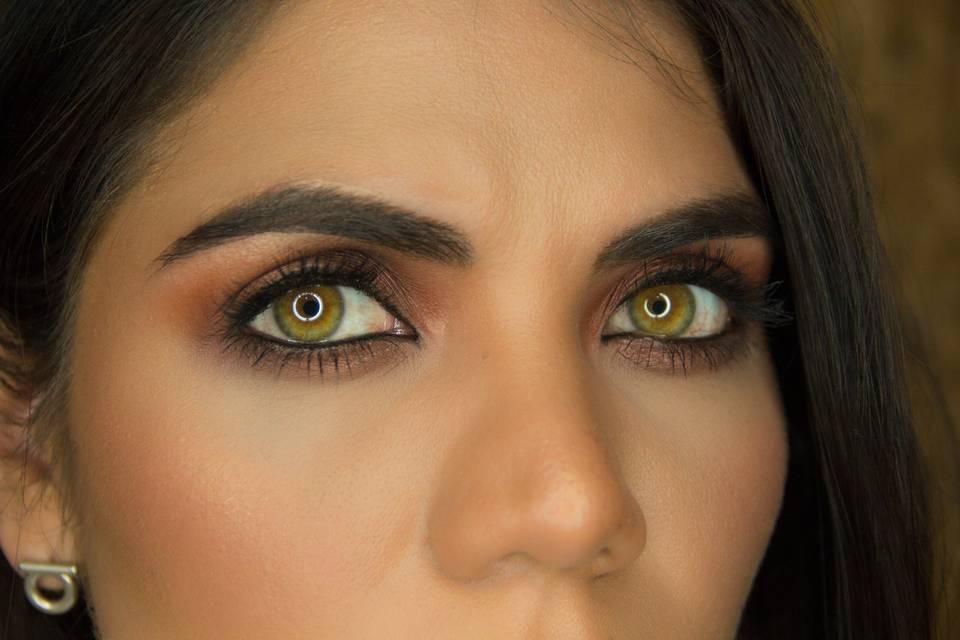 Karla rodríguez makeup artist