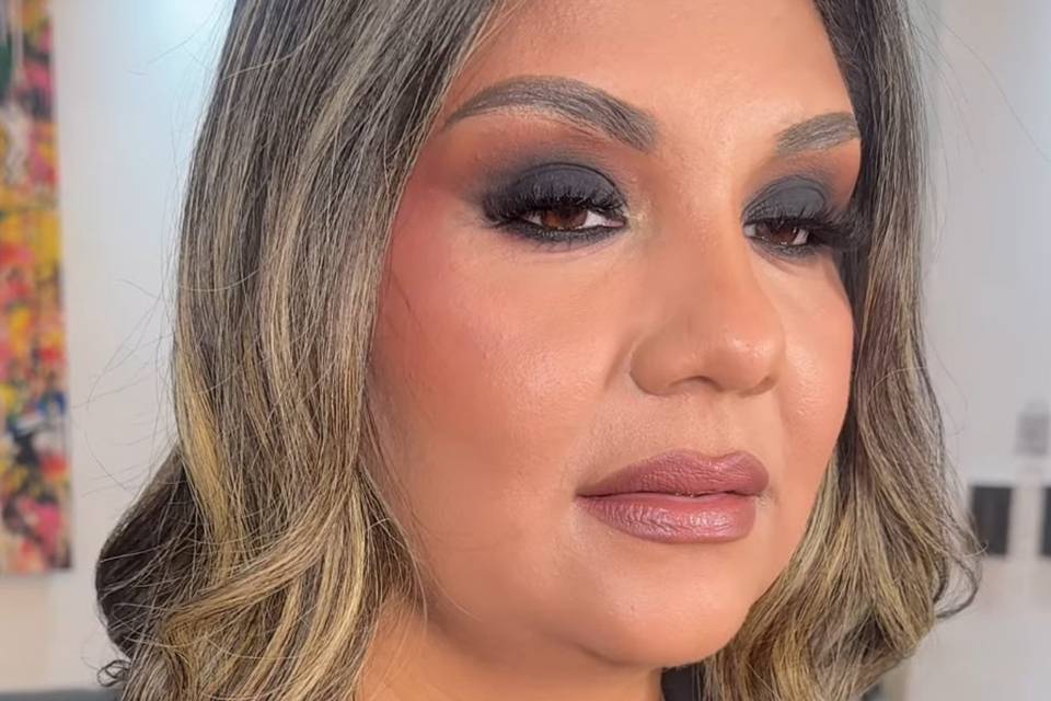 Maquillaje de larga duración para eventos nupciales