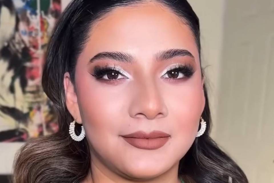 Maquillaje de larga duración para eventos nupciales