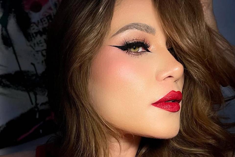 Maquillaje de larga duración para eventos nupciales