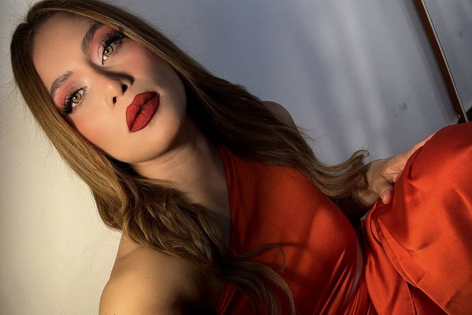 Maquillaje de larga duración para eventos nupciales