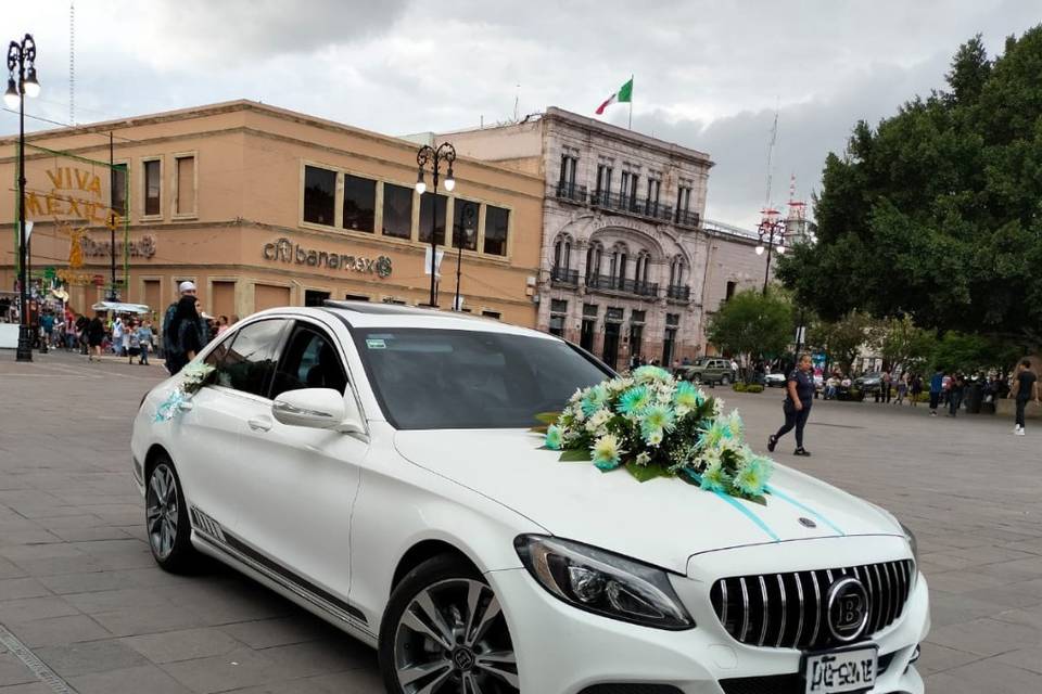 Mercedes Benz C200