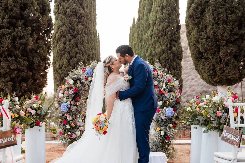 Ceremonia entre pinos