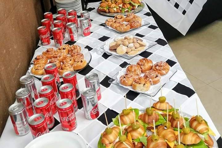 Mesa de canapés