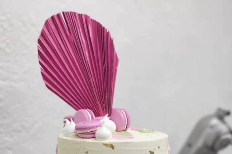 Creme Cake