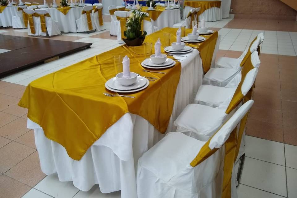 Salón Casa Blanca Gastronomía