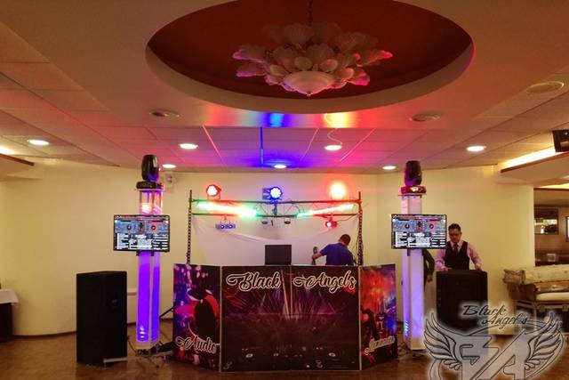 Equipo de audio e iluminación