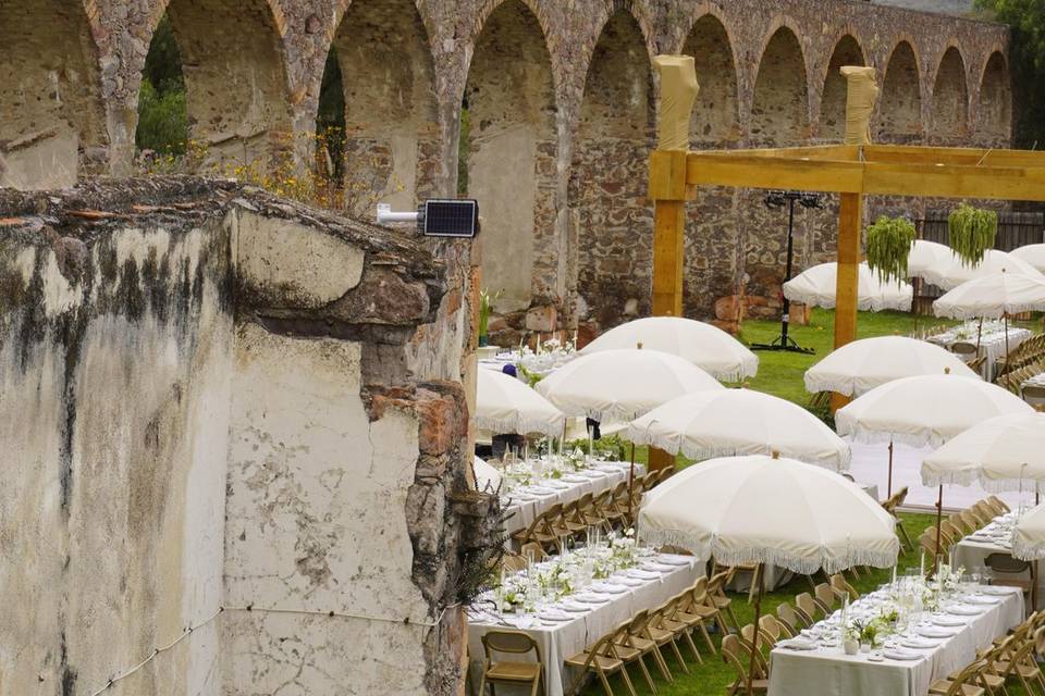 Jardín acueducto
