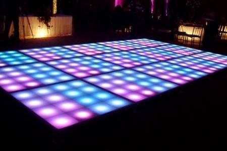 Pista de baile iluminada