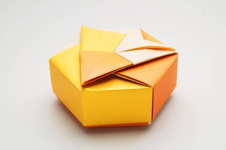 Caja origami hexagonal