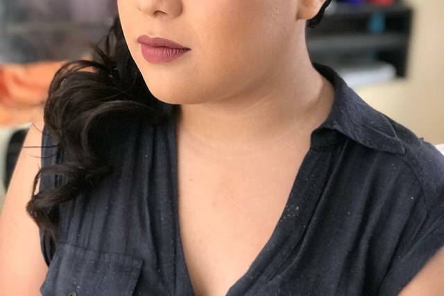 Nicks Make Up Artist