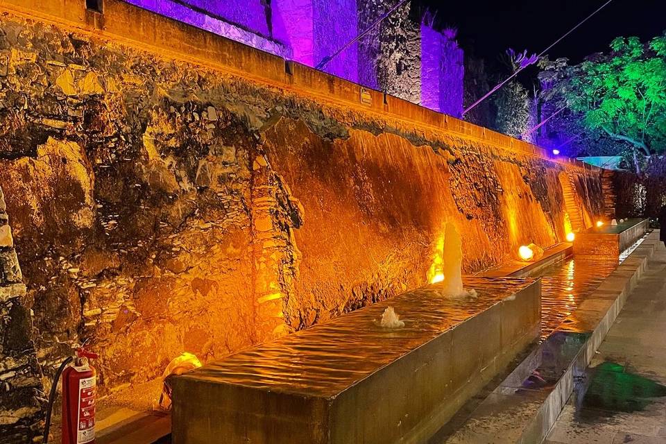 Antigua Hacienda / Ambar