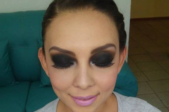 Maquillaje ahumado