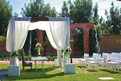 Pergola para boda al civil