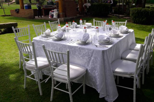 MINI MESA BLANCA – MI EVENTO RENTA