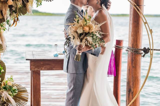 El primer beso de una eternida