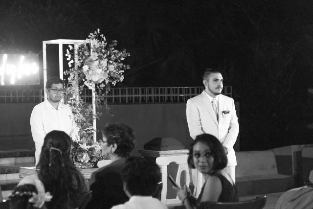 Esperando al amor de su vida