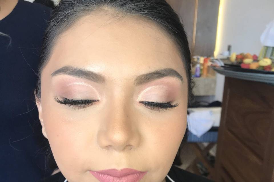 Maquillaje social