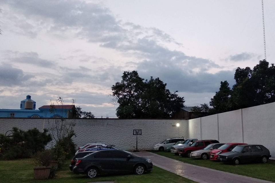 Estacionamiento Interior