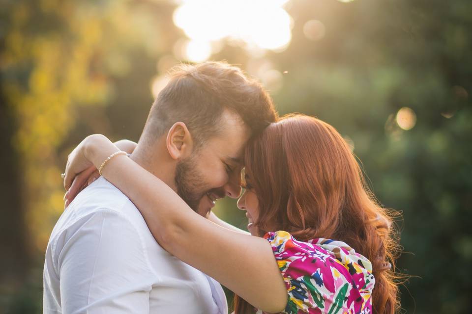 Pareja abrazada