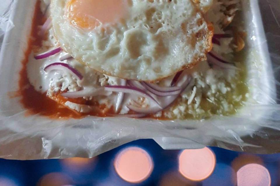 Chilaquiles con huevo