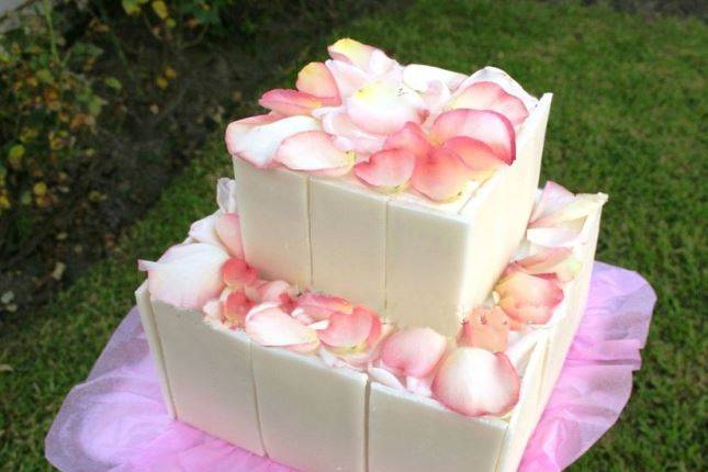 Pastel fondant boda con rosas