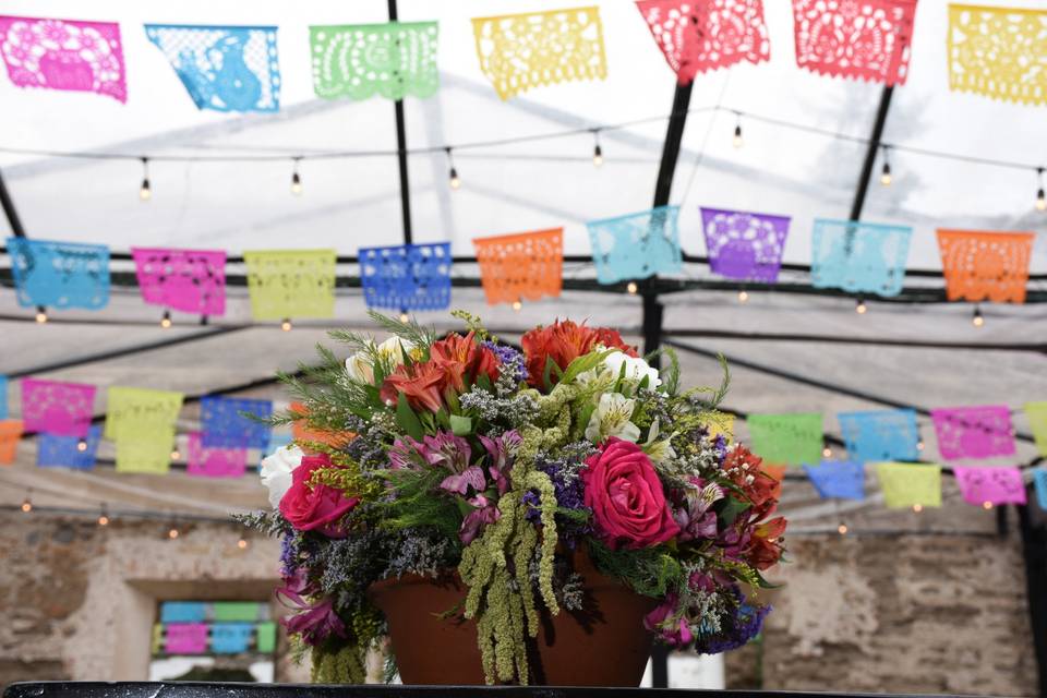 Molcajete floral