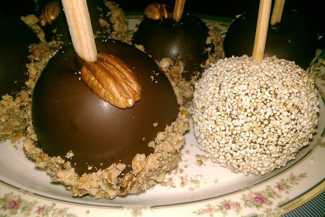 Manzanas cubiertas con chocolate