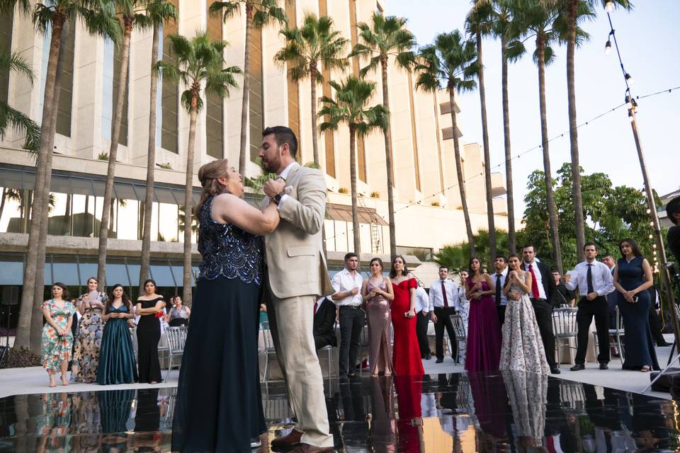 Bodas al aterdecer