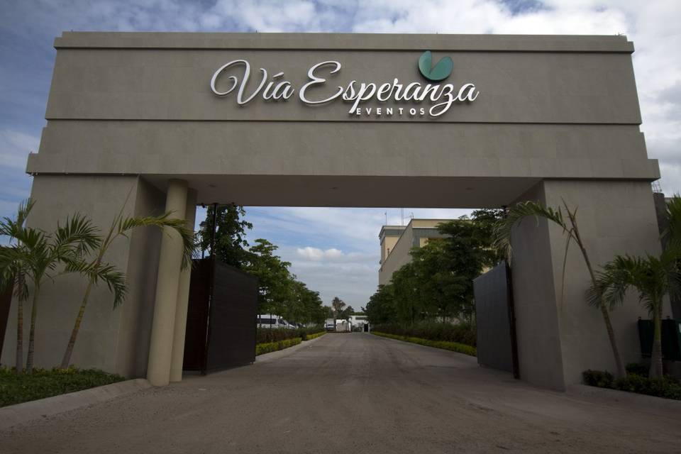 Entrada Vía Esperanza