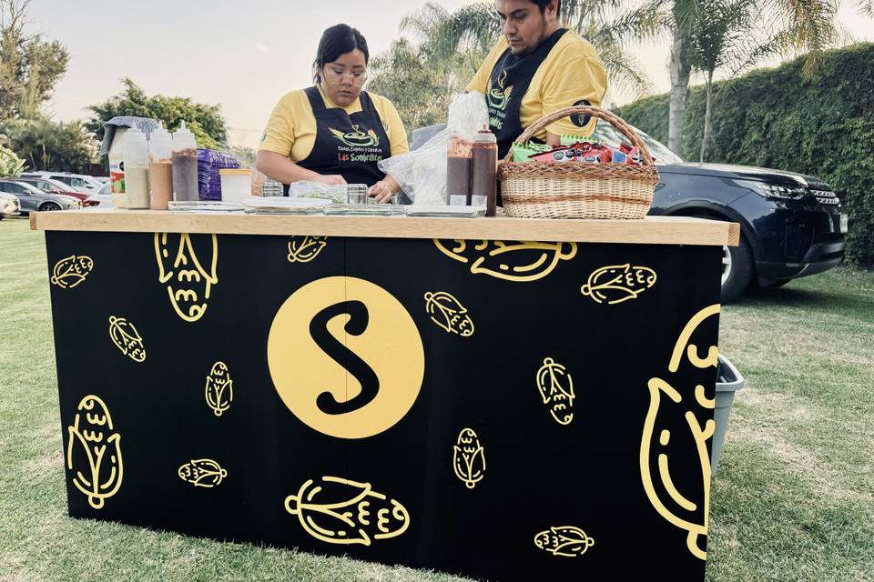 Barra de elotes y esquites