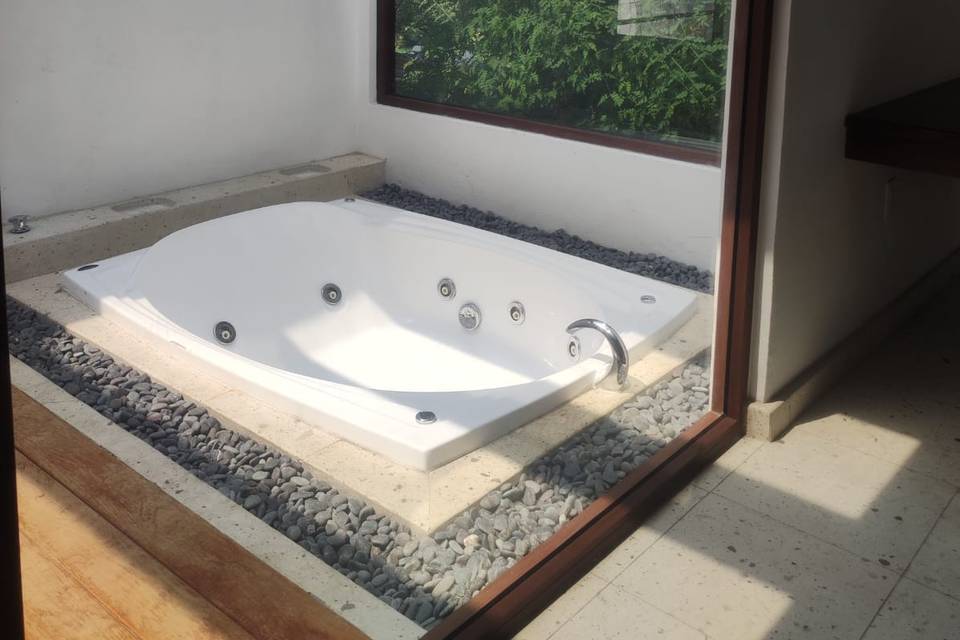 Jacuzzi