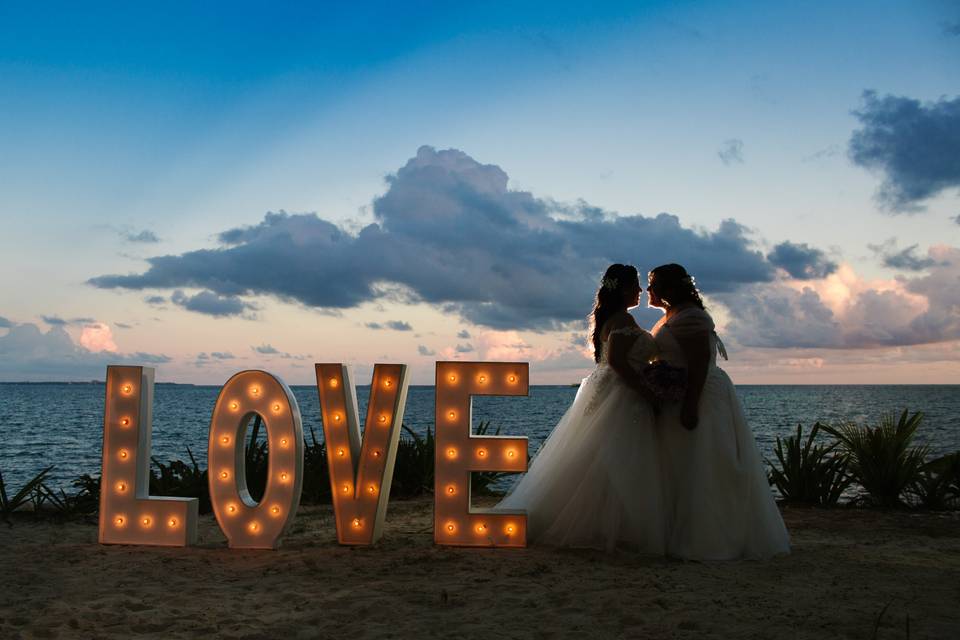 Mar y Amor Weddings