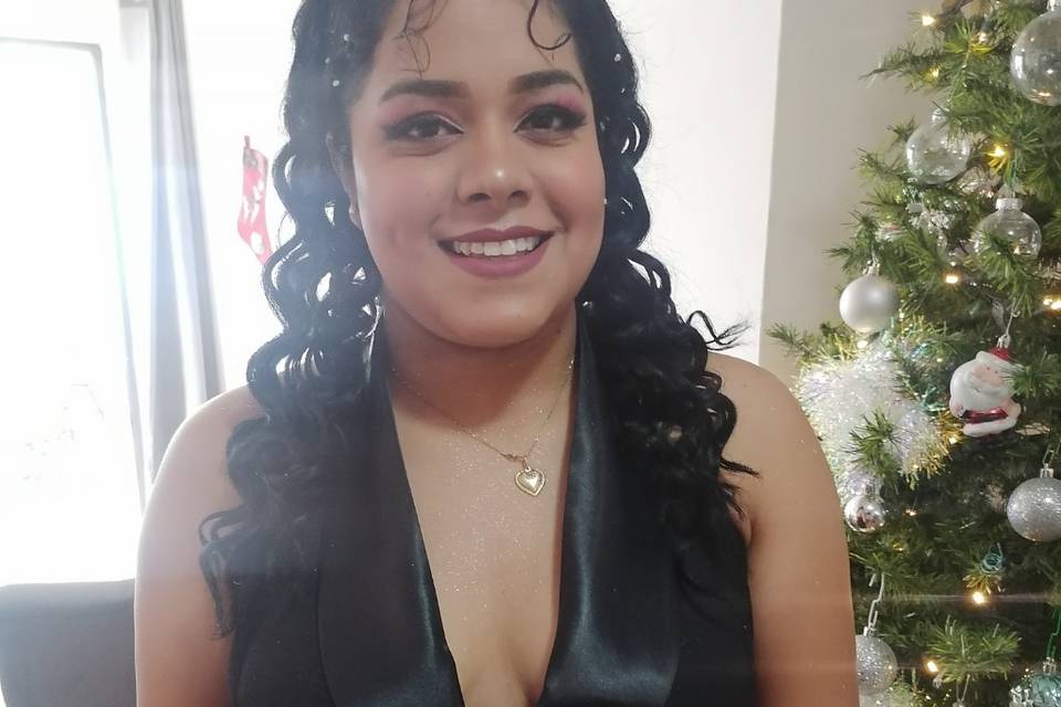 Peinado y maquillaje hermana