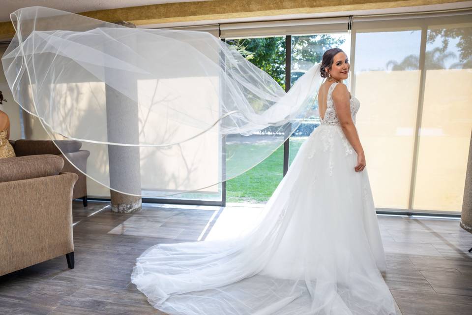 NOVIA BRIDE