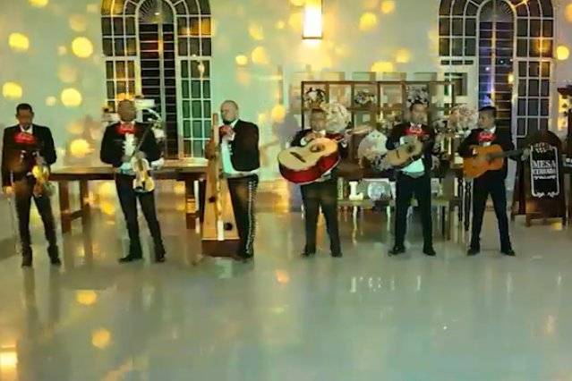 Mariachi Voces de Mi México