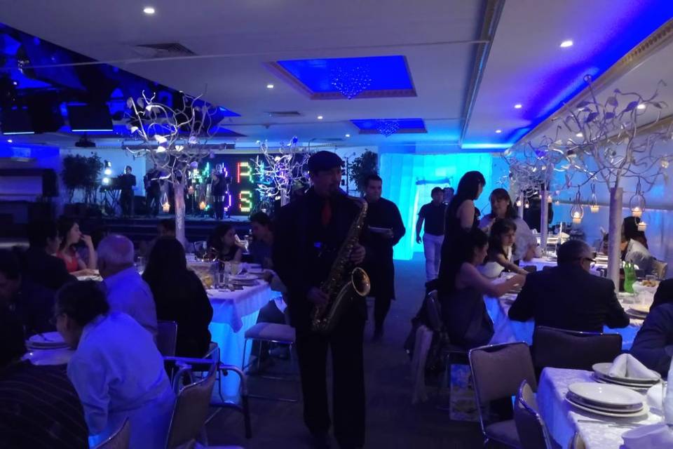 Sax en tu mesa