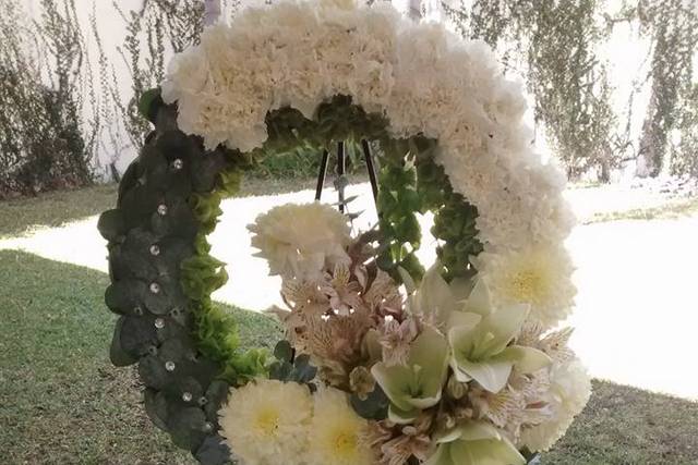 Ingreso al salón o iglesia