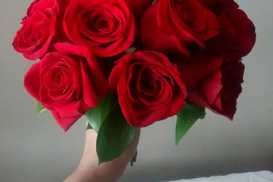 Ramo de novia, rosas rojas