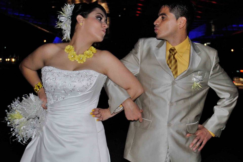 Inmoda México Caro y Quique