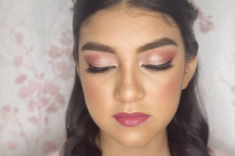 Hermoso maquillaje de novia