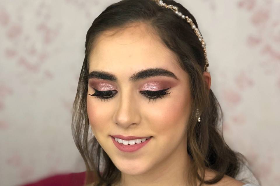 Maquillaje en tonos rosas