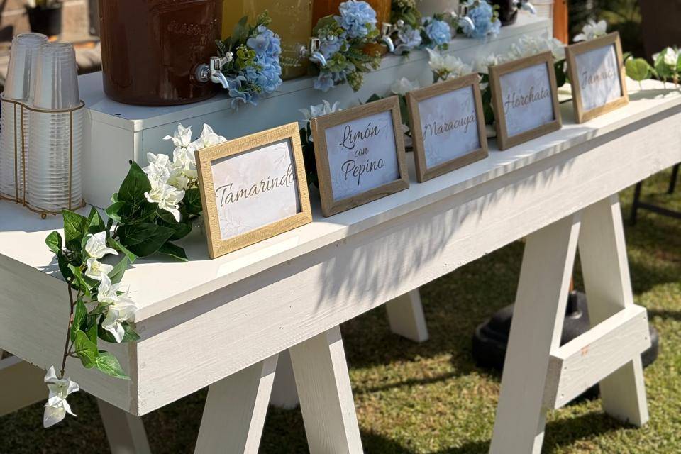 Barra de aguas frescas