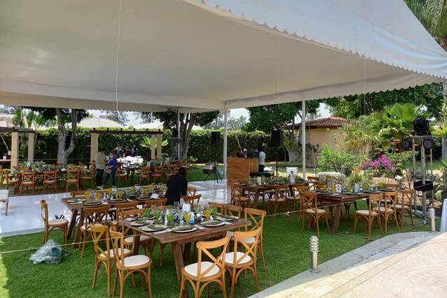 Carpa y mobiliario