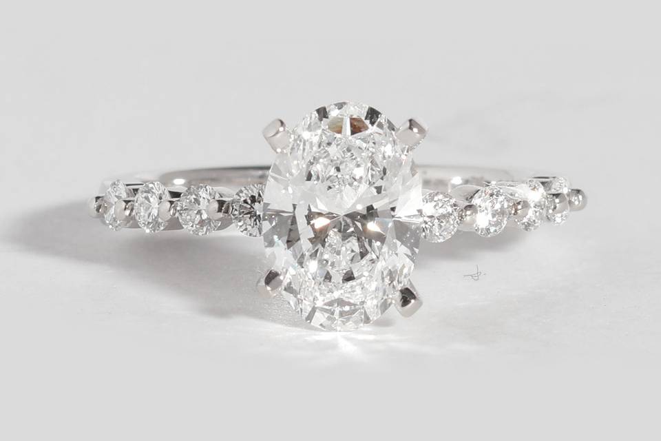 Anillo Miranda