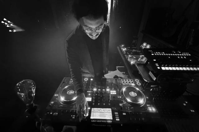 Dj Set