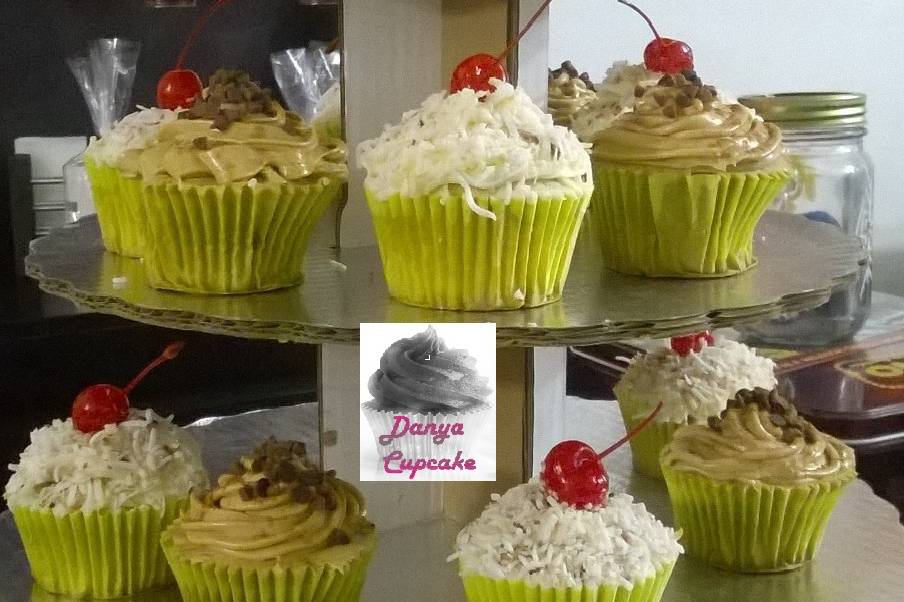 Danya Cupcake